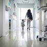 Muere una niña en China tras recibir un tratamiento experimental, denuncia Science