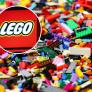 Un barco perdió 5.000.000 de piezas de Lego en 1997 y el mar aún las devuelve: un pescador acaba de rescatar un botecito amarillo