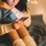 Una limpiadora británica que documenta su vida sin amigos: "Mi falta de amigos molesta más a la gente de mi alrededor que a mí"