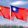 Hormigoneras, apisonadoras y excavadoras: así hace Taiwán ejercicios militares para ensayar un posible ataque de China a sus bases aéreas