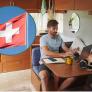 Pablo, camarero español en Suiza: "Vivo en una autocaravana, trabajo 42,5 horas a la semana y lo mejor son los dos días libres"