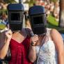 El eclipse dispara el miedo por el daño ocular: así aumentaron las búsquedas de "dolor ojos" en Google