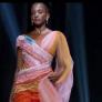 El vestido que muestra las capas de una cesárea y con el que Miss Uganda ha dado la vuelta al mundo