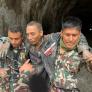 La esperanza emerge del barro: Nepal rescata a dos supervivientes diez días después de la devastadora riada