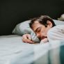 Las personas que a veces sueñan con dejarlo todo atrás para empezar de nuevo en sus vidas, a menudo han pasado años anteponiendo las expectativas de los demás a las suyas propias