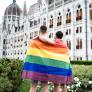 Hungría desmantela la infame ley anti LGBTQ+ de Orbán y mira por fin a Europa