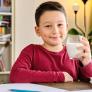 Leches adaptadas para cada etapa: qué aportan a la alimentación infantil y qué dice la ciencia