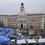 Quién puede desalojar la Puerta del Sol: la acampada por la vivienda abre en Madrid otra batalla política