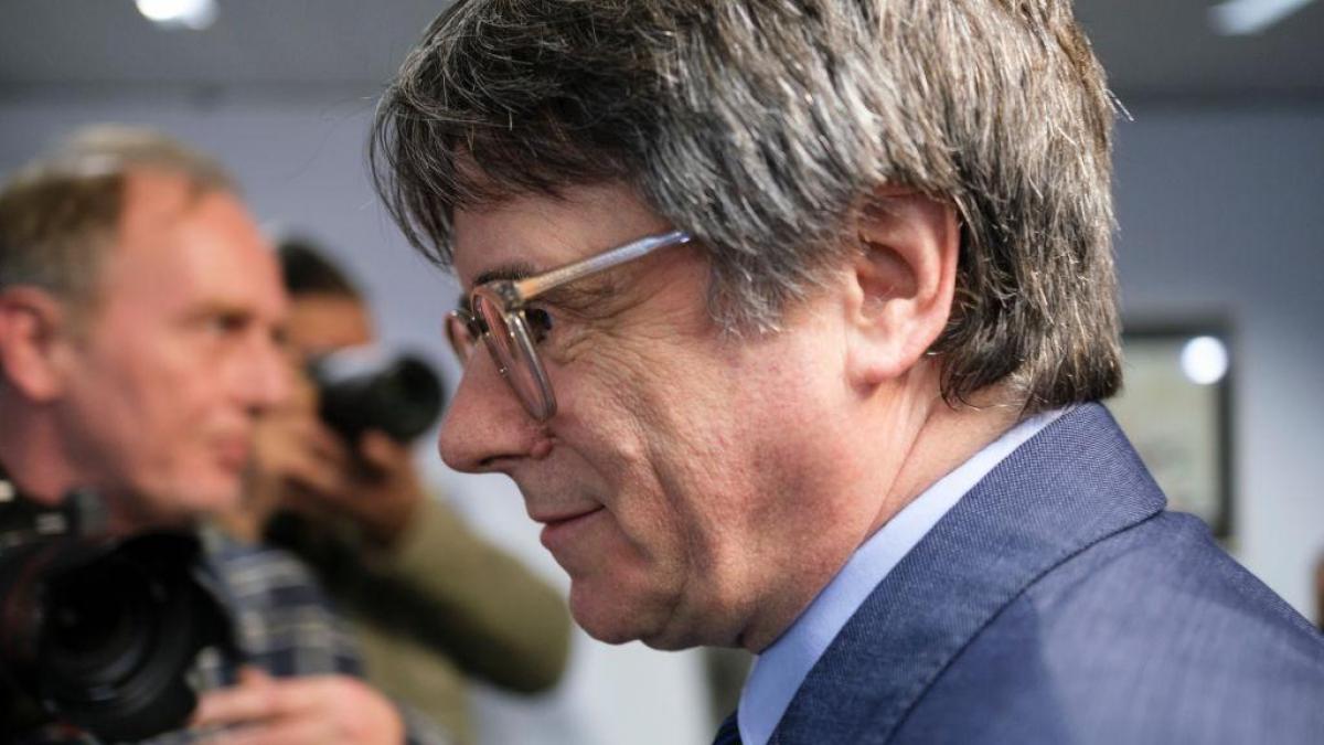El entorno de Puigdemont amenaza a Feijóo con dar nuevos detalles de ...