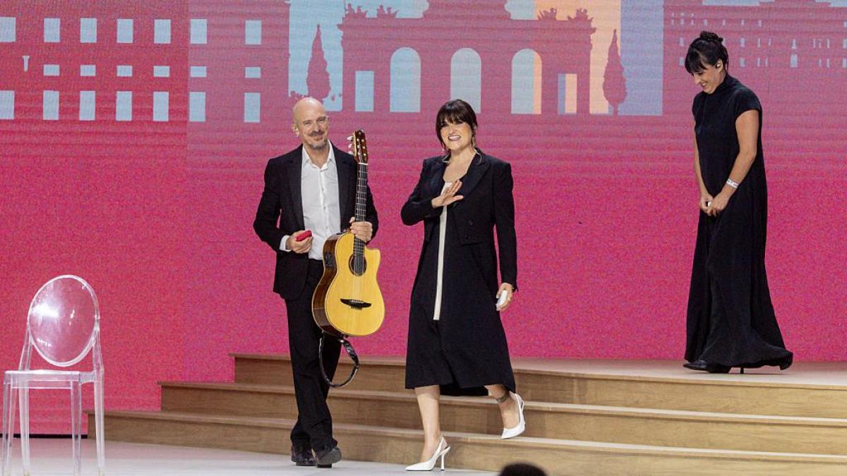 Rozalén responde a las críticas tras su actuación ante el pa