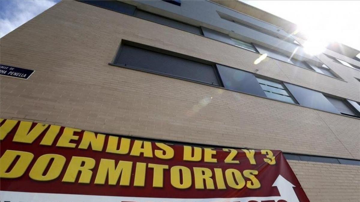 La venta de viviendas se desploma en junio el 18,9 % pero el precio ...