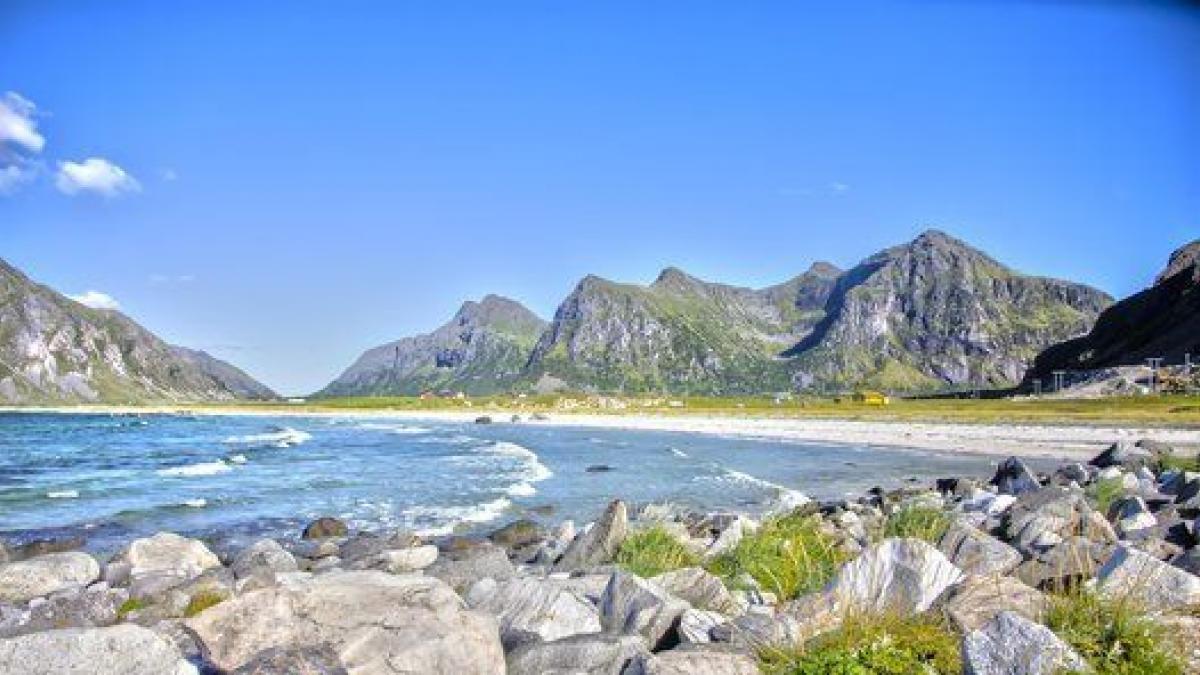 Desmitificando el Paraíso Nórdico: Migrante Española Enfrenta Frío Social en Noruega