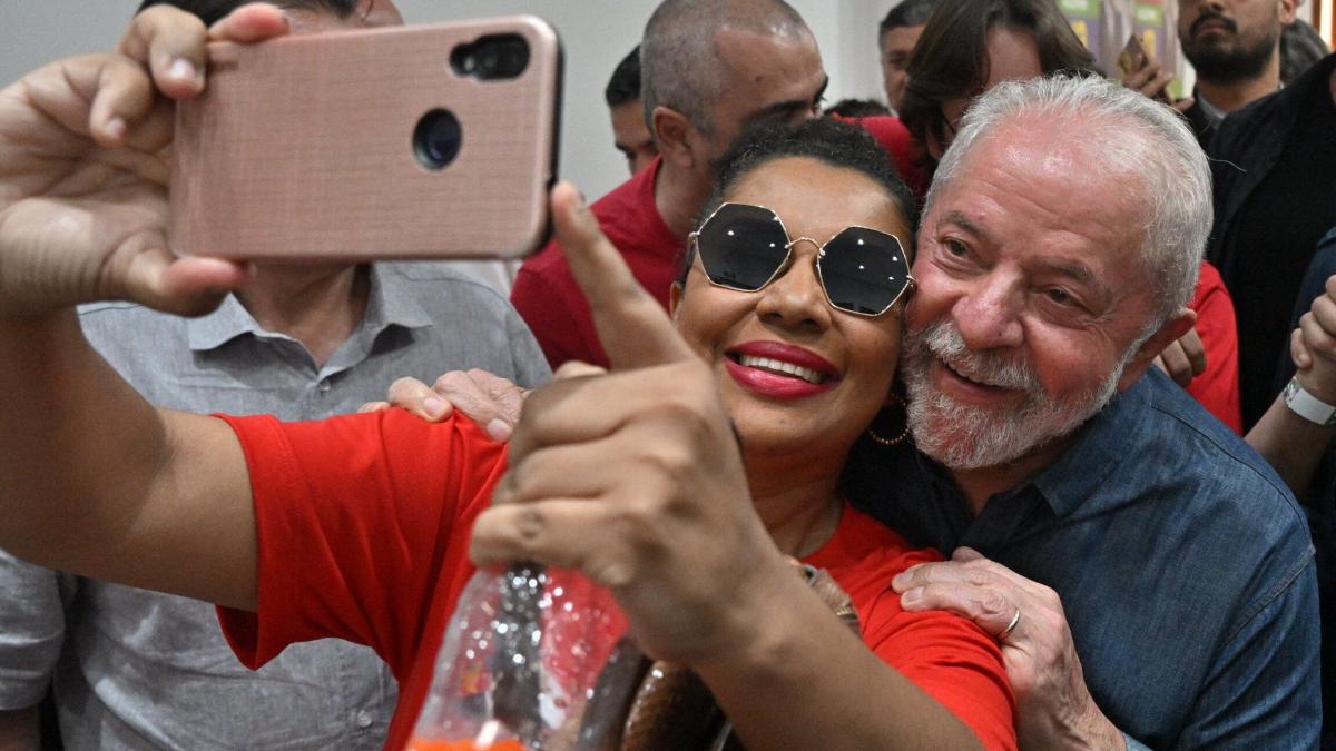 Elecciones en Brasil: la justicia veta un vídeo de Lula en el que acusa ...