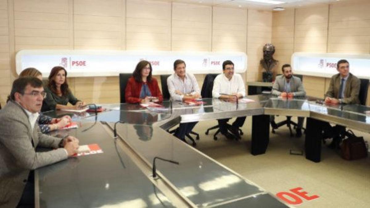 La gestora del PSOE se centra en 'recoser' el partido para aplacar las ...