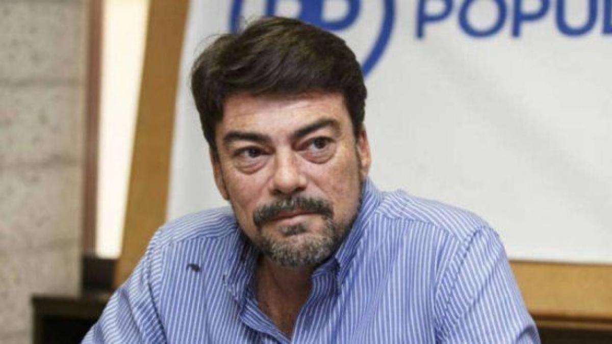 El PP arrebata la Alcaldía de Alicante al PSPV por el voto de una tránsfuga