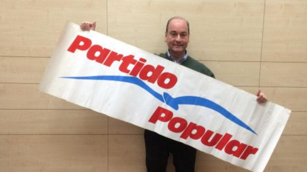 El logo del PP: Una historia de charranes, gaviotas, Fraga y un joven ...