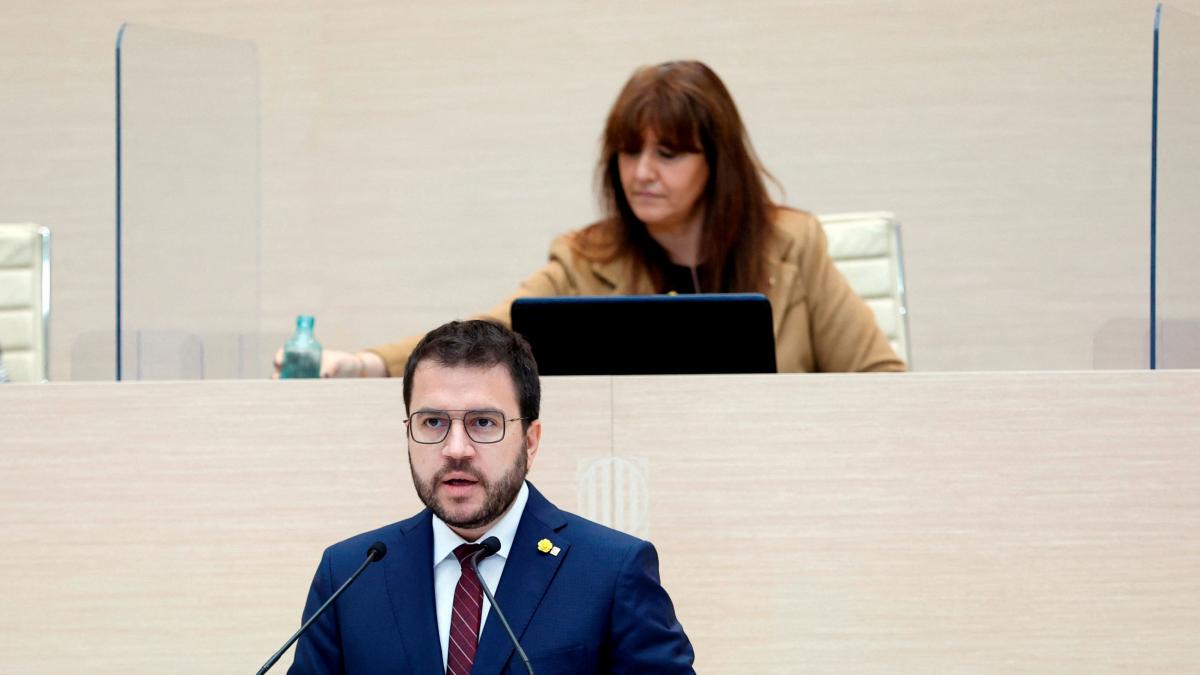ERC y Junts cierran un principio de acuerdo para investir a Aragonès