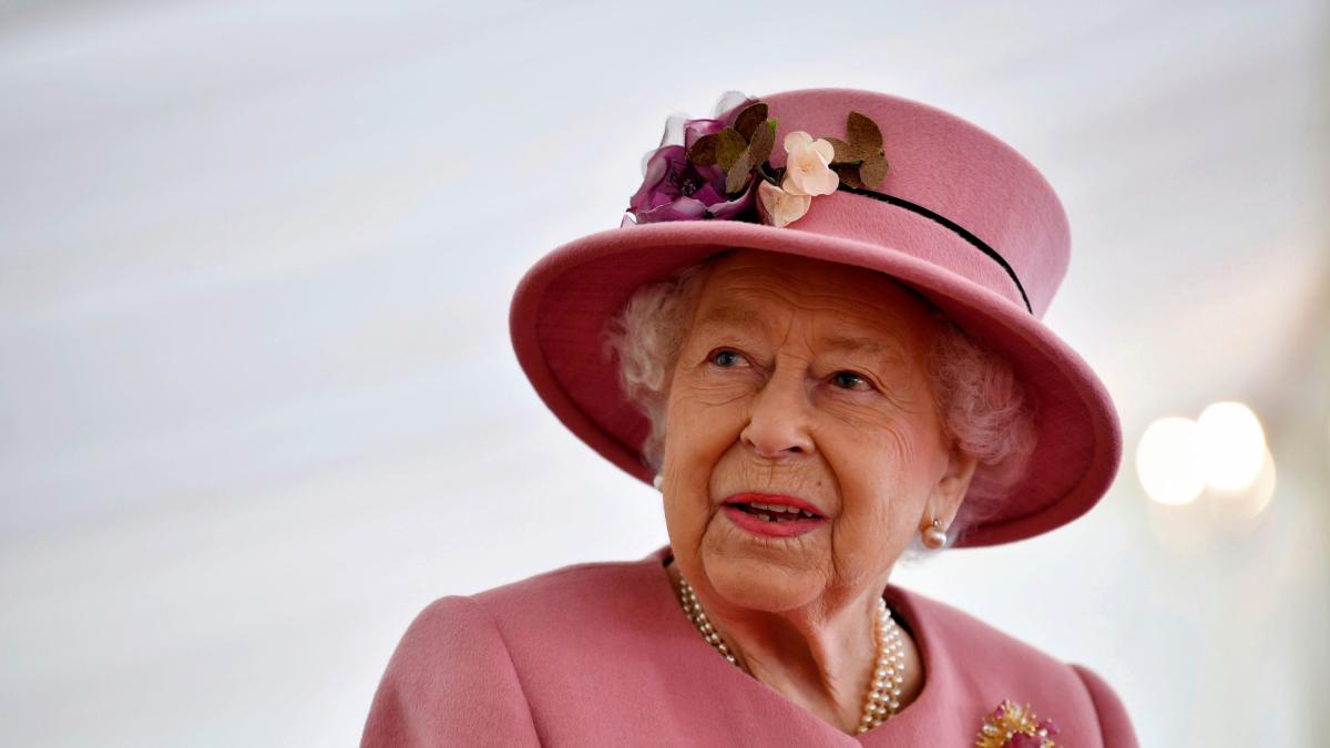 La reina Isabel II pidió a sus médicos que le alargaran la vida al saber que se estaba muriendo para poder celebrar su Jubileo