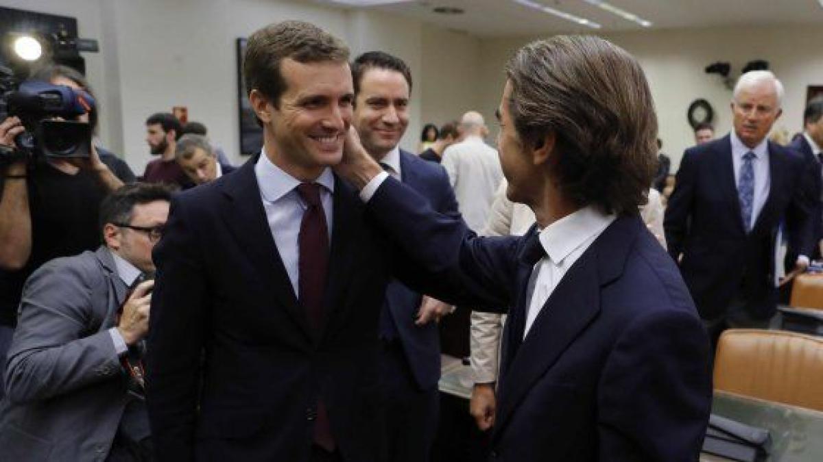 Aznar posee a Casado