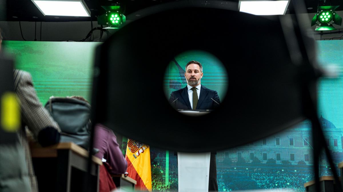 Vox presenta una querella en el Tribunal Supremo contra Sánchez
