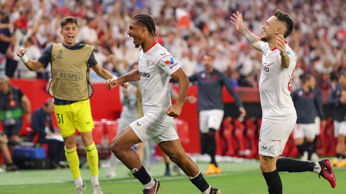 El Sevilla agranda su leyenda en Europa League y se mete en semifinales ...
