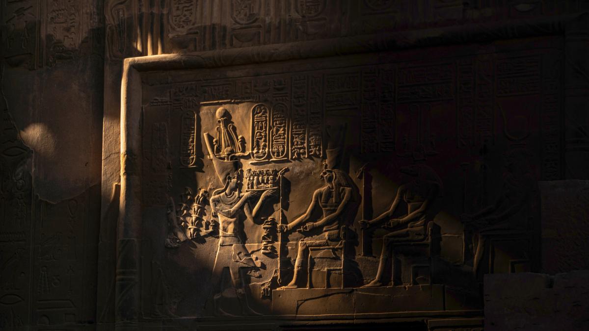 Los arqueólogos están fascinados ante la misteriosa vasija de 5.000 años procedente de un antiguo cementerio