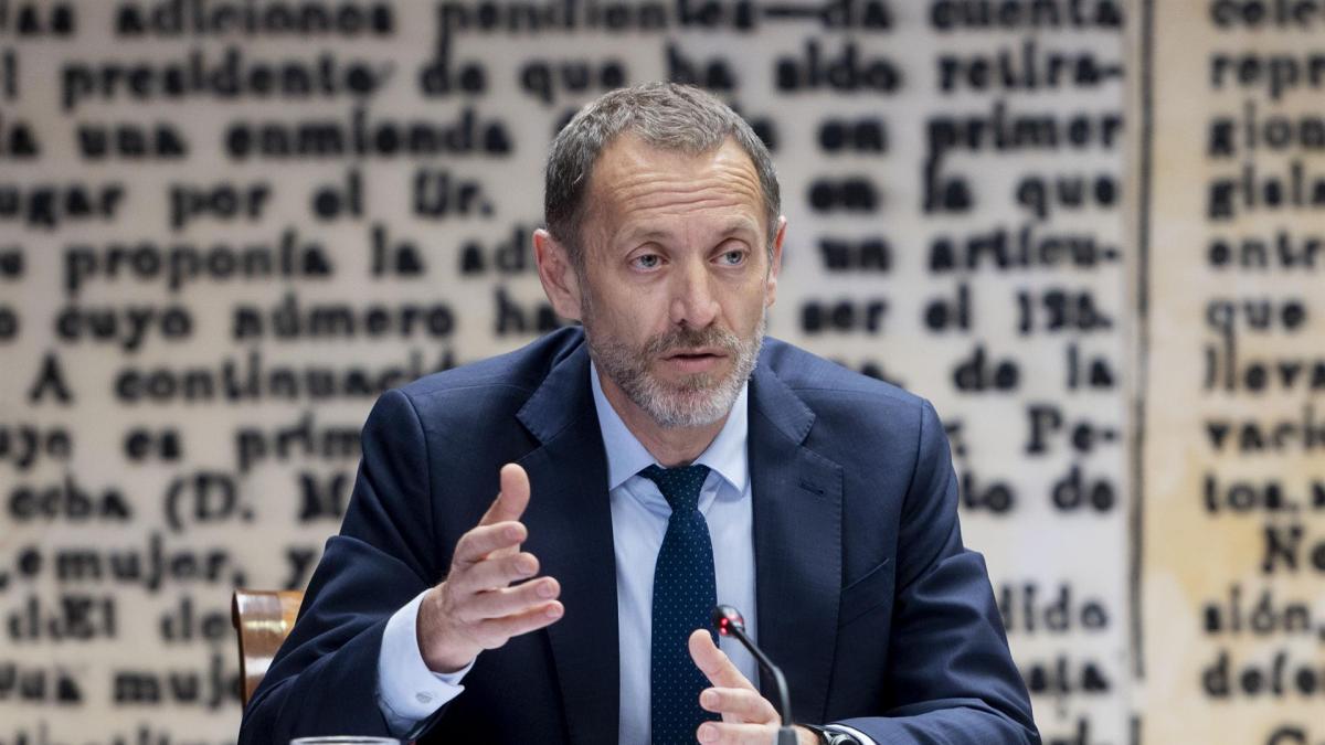 El presidente de ADIF limita su relación con Koldo a 'algo social'