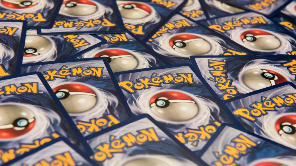 Charizard, lingotes de oro y criptomonedas: la triple vía de blanqueo del narco de Loja, con cartas de Pokémon valoradas en 43.500 euros