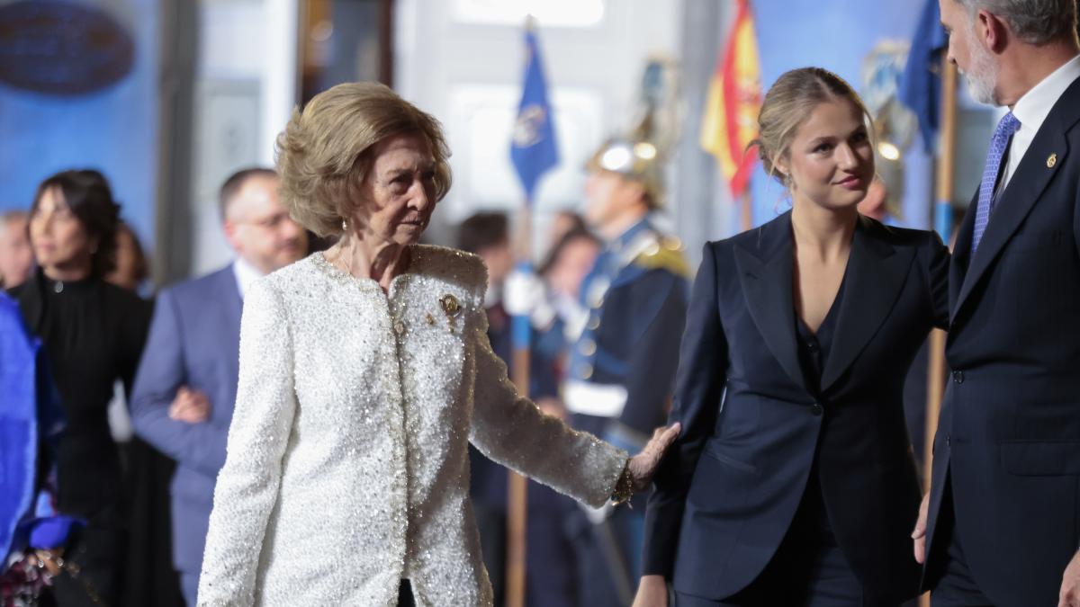 Iñaki López ve la comentada escena entre la reina Sofía y la princesa Leonor  y publica dos únicas palabras