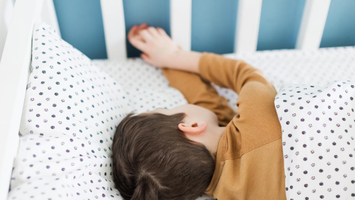 Un estudio dictamina que la obesidad infantil es determinante en la aparición de la apnea del sueño en niños