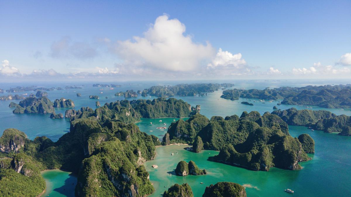 David, español que trabaja como profesor de inglés en Vietnam: &quot;Es un salario que en España no tendría, un poco más de 2.000 euros&quot;