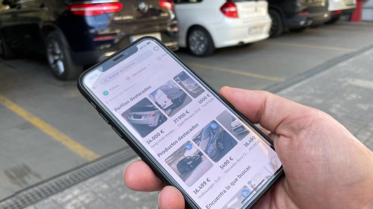 "La gente le echa mucho morro": vende en Wallapop el envoltorio de un huevo Kinder sin chocolate ni figura