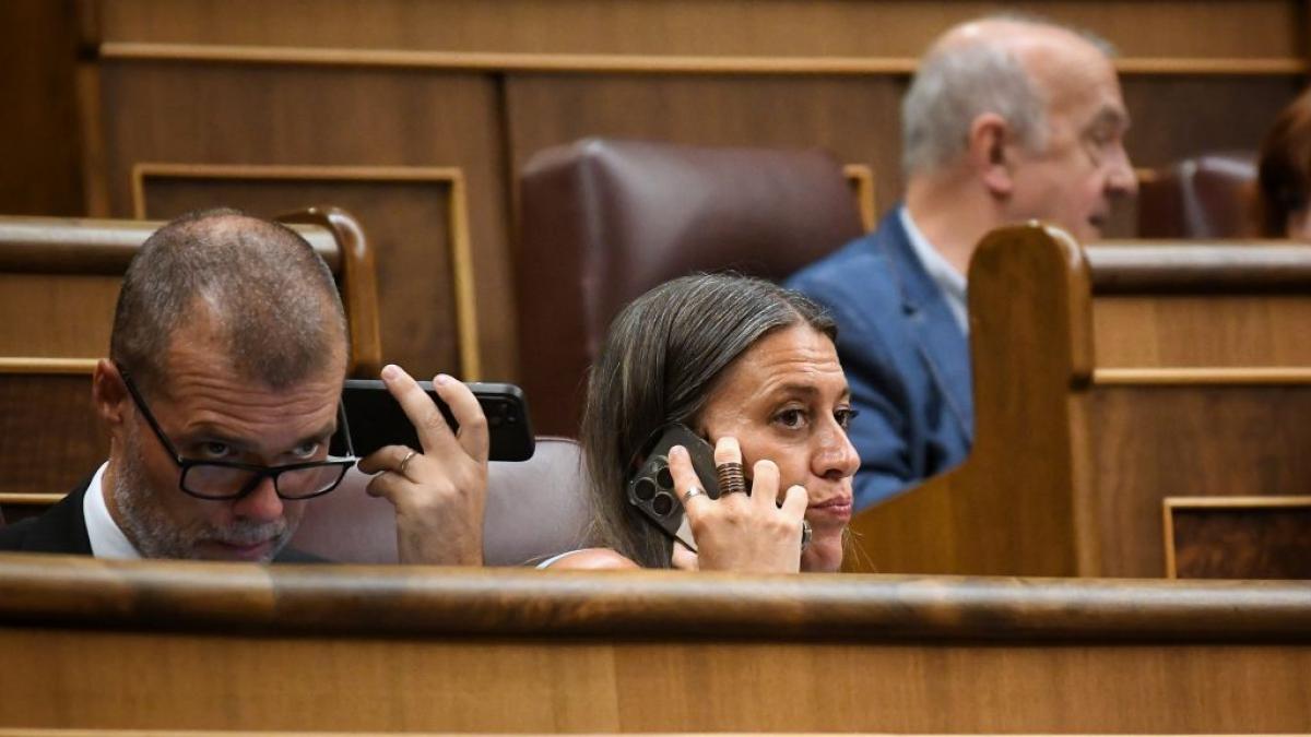 Moción contra el Gobierno aprobada