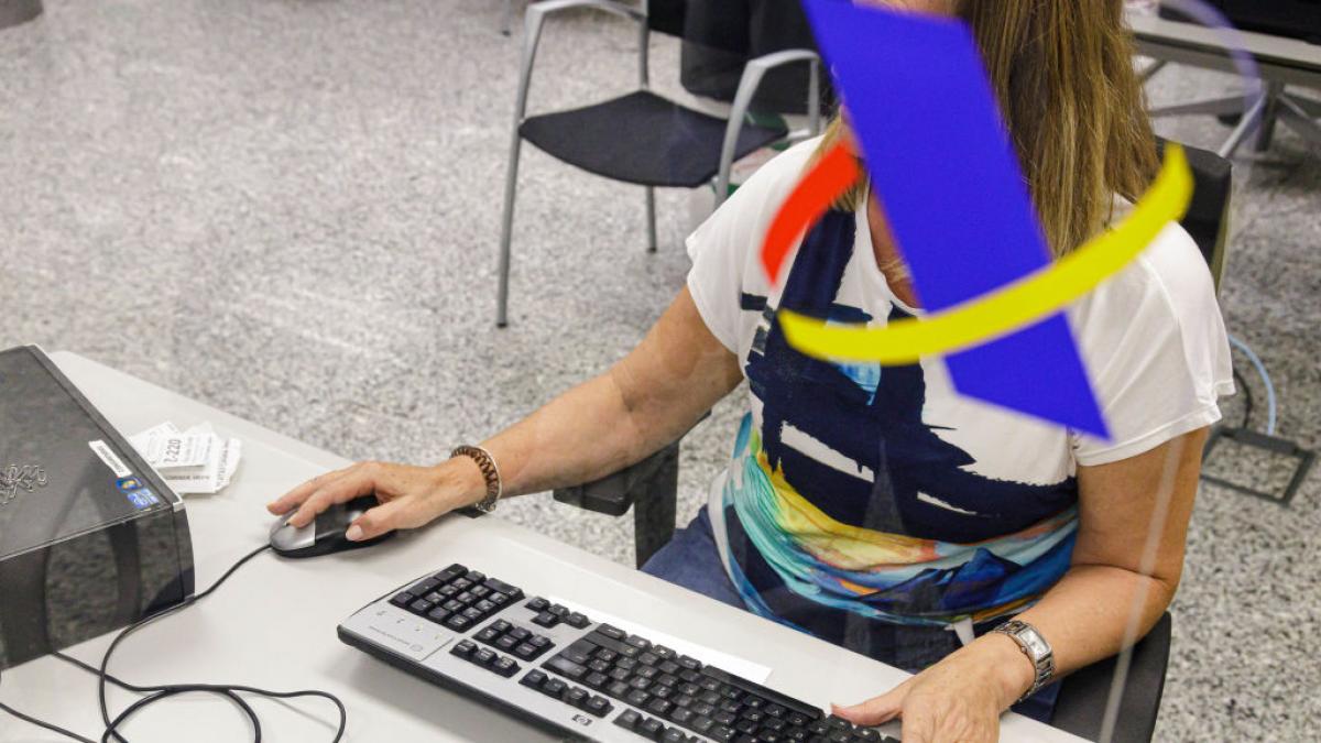 Deducción por maternidad y paternidad en la Renta 24-25: qué me puedo ...