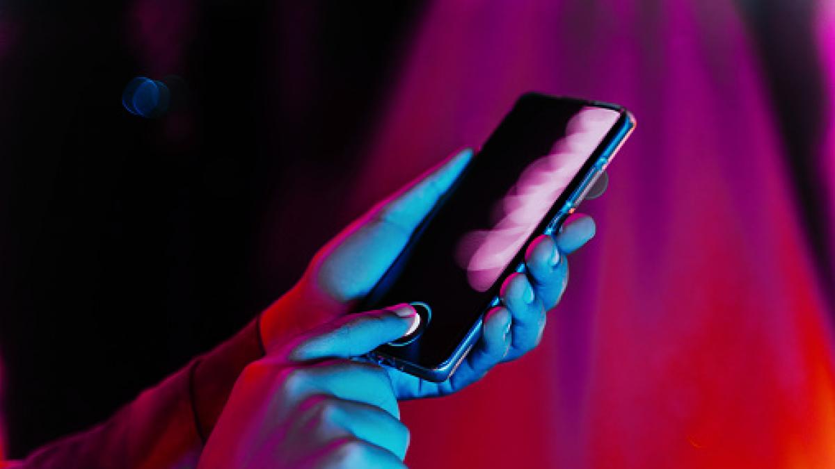 Los consumidores coinciden: la propuesta de la UE para simplificar las leyes de la IA "desregula" y genera "riesgos" en juguetes o dispositivos médicos