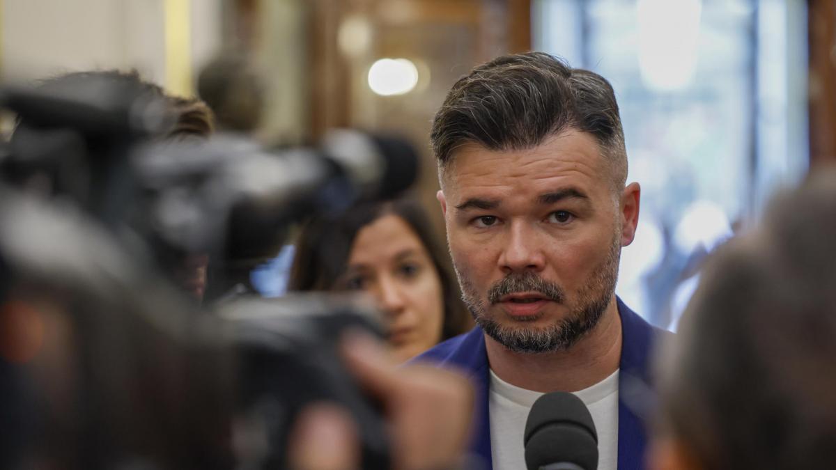 Rufián echa en cara a Sánchez que critique ahora a los jueces cuando 'antes  de ayer se los repartió con el PP en el CGPJ'