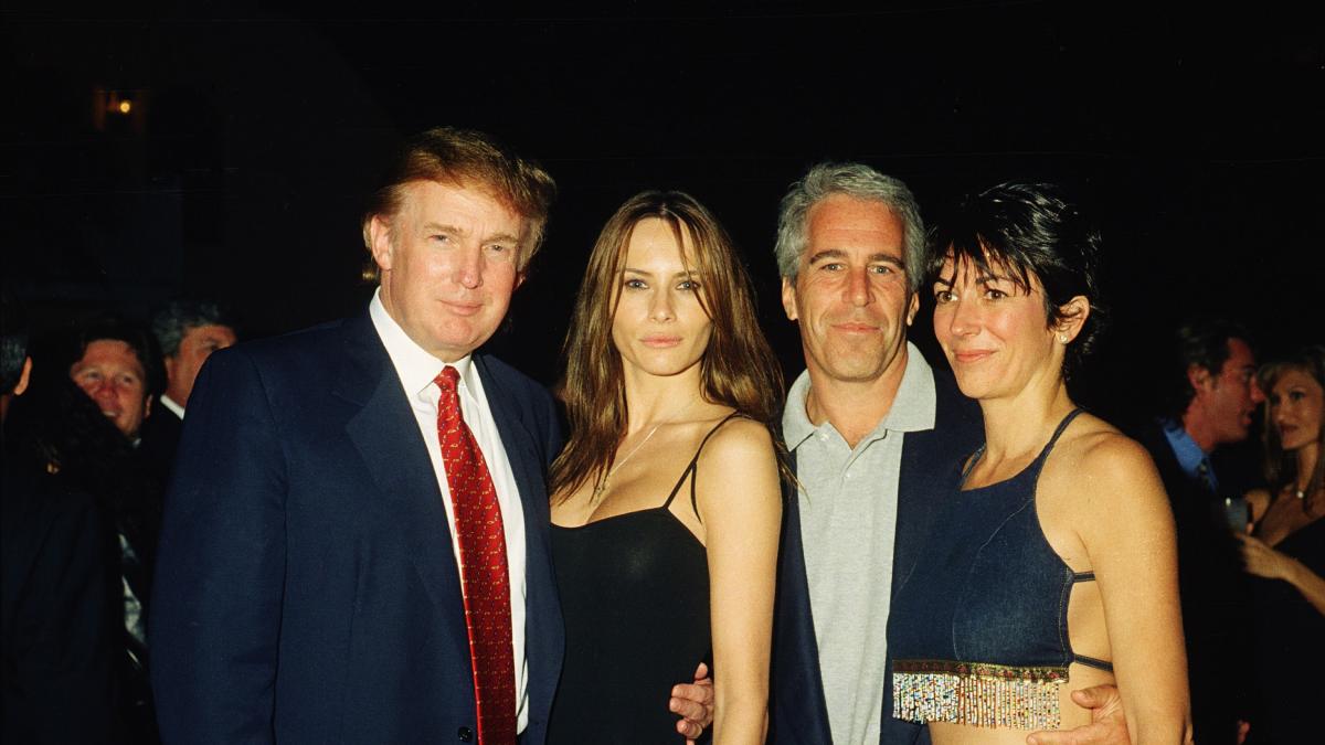 Melania Trump niega haber tenido una relación cercana con Jeffrey Epstein y Ghislaine Maxwell