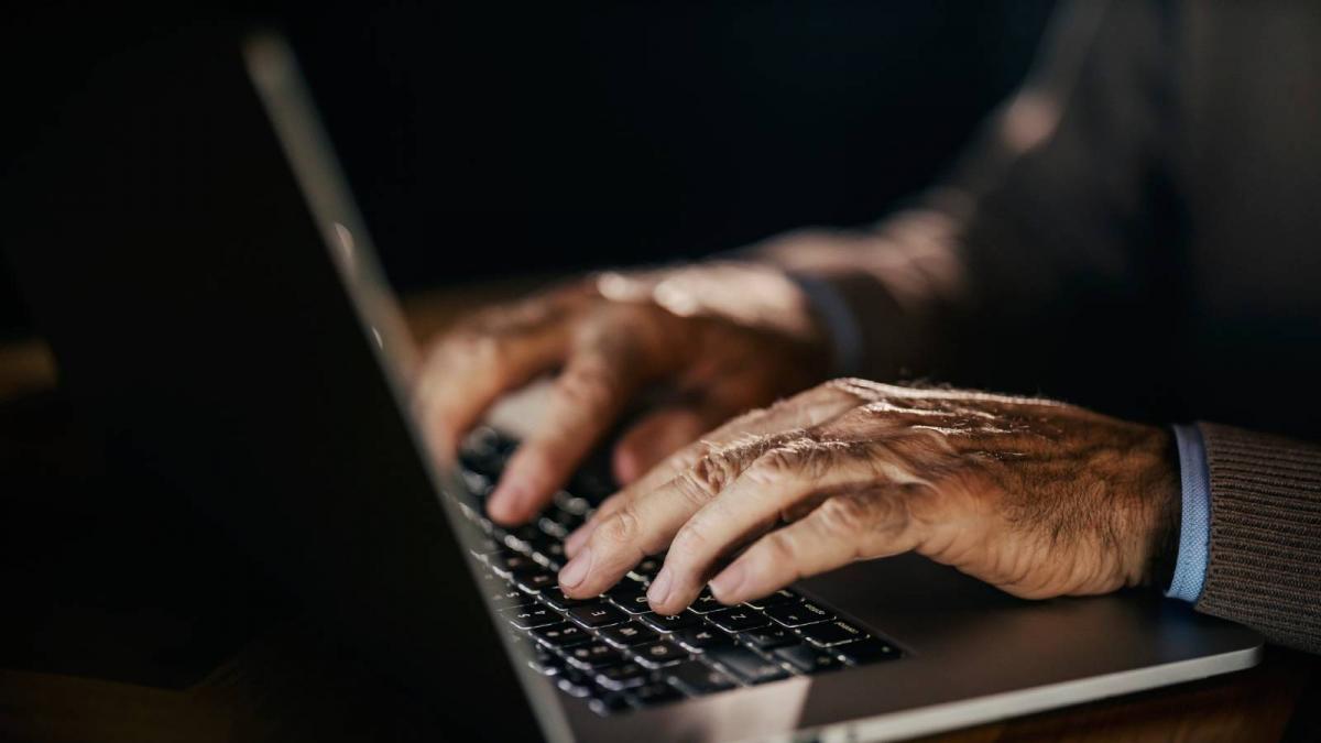 Una anciana de 93 años busca trabajo con 14 brazos rotos en su historial: &quot;Necesito un trabajo&quot;