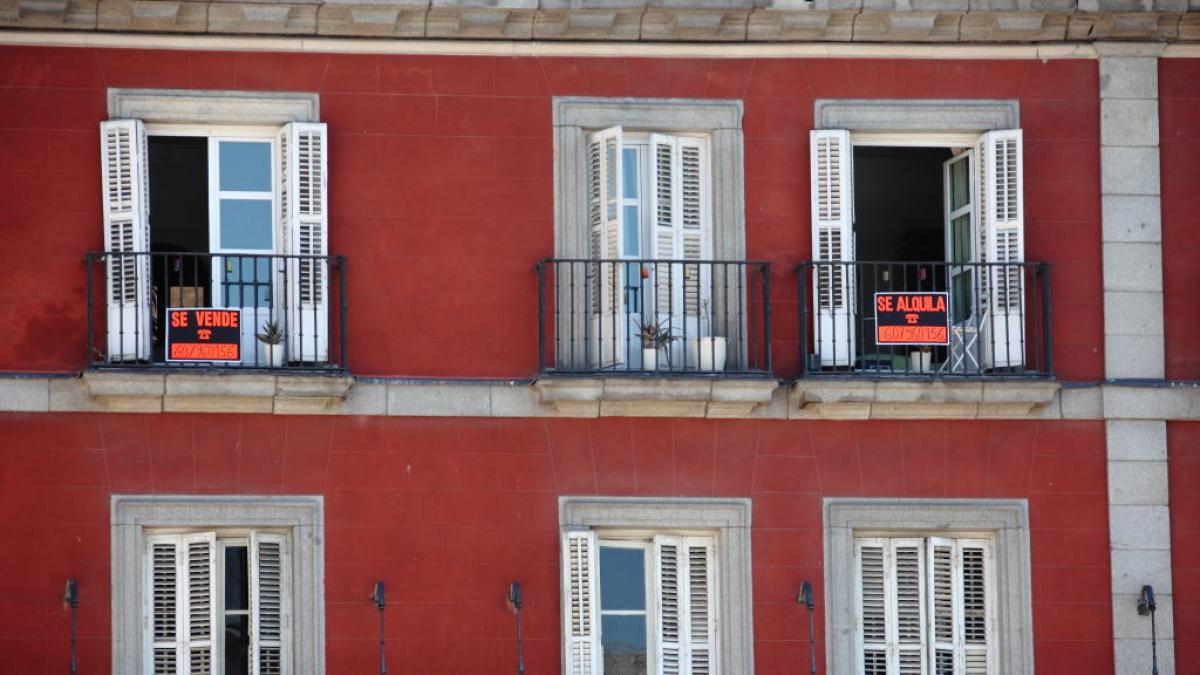 Mira un anuncio de vivienda, descubre que es su piso antiguo y el nuevo precio le deja mudo:  Ni una sola mejora, ningún arreglo 