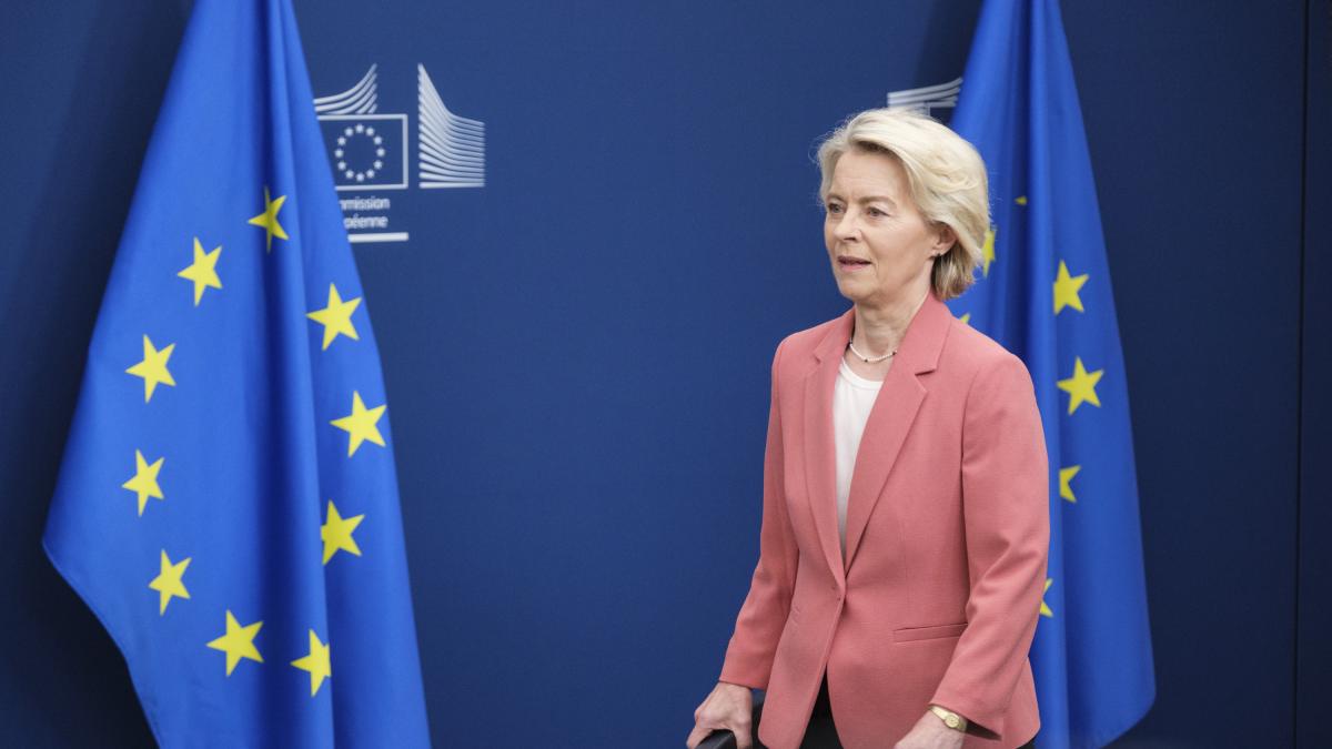 Israel califica de &quot;lamentables&quot; las sanciones propuestas por Von der Leyen y asegura que &quot;fortalece a Hamás&quot;