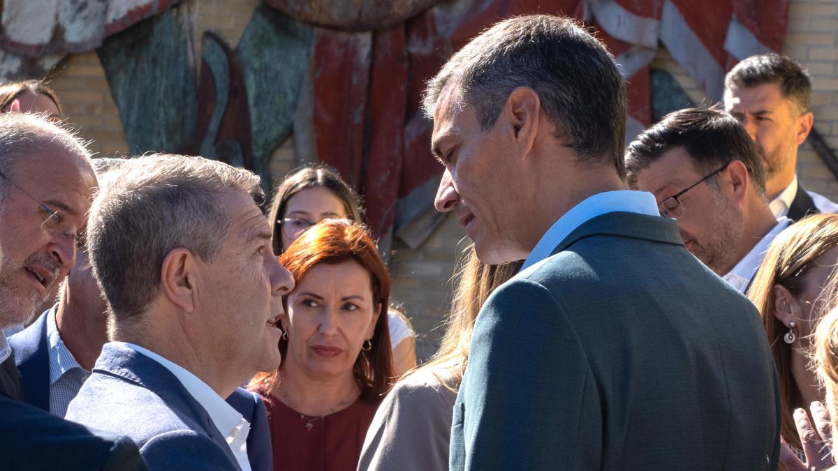 ¿Están pasando &#039;page&#039;? Sánchez y Page entierran, por el momento, el hacha de guerra en su primer acto en tres meses