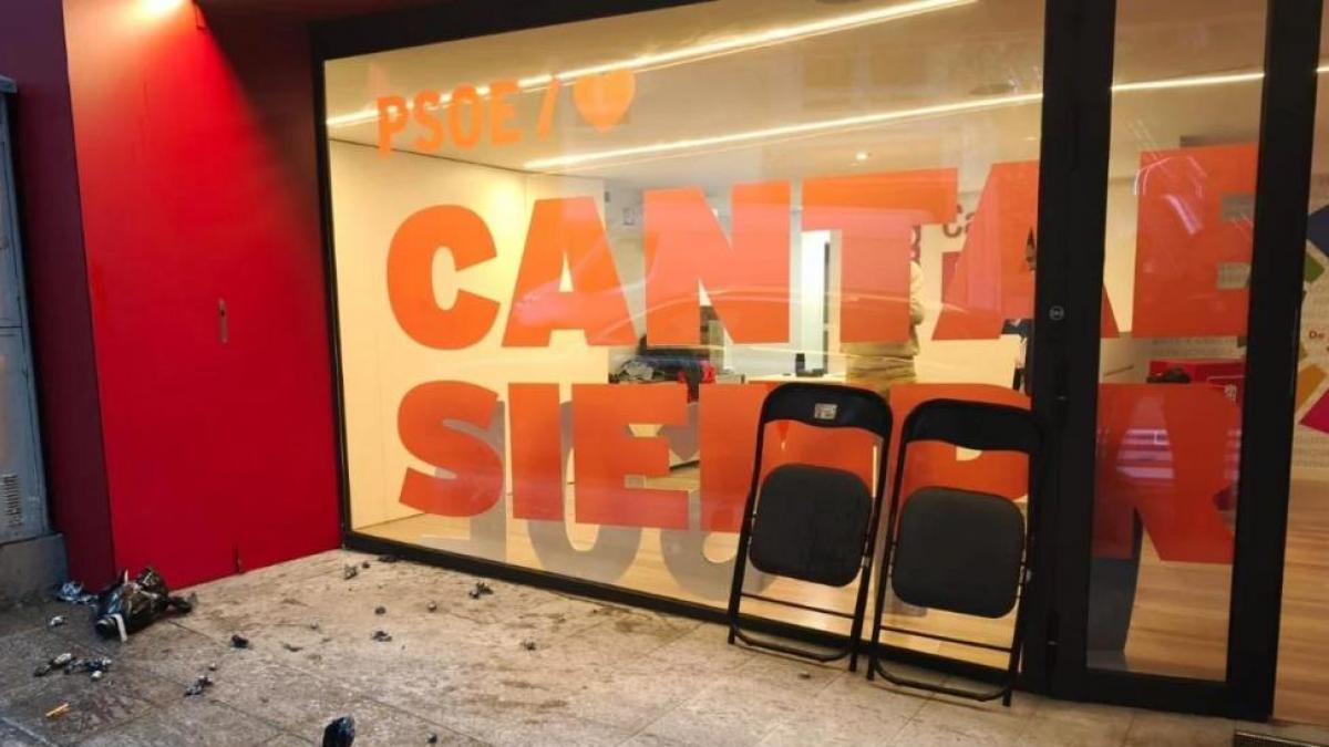 El hijo de una alcaldesa del PP, identificado como uno de los dos presuntos autores del ataque a la sede del PSOE en Cantabria