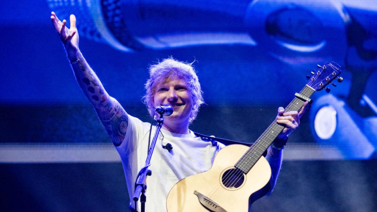Sí, Ed Sheeran ha felicitado las fiestas de un pueblo de Murcia, pero hay una razón detrás