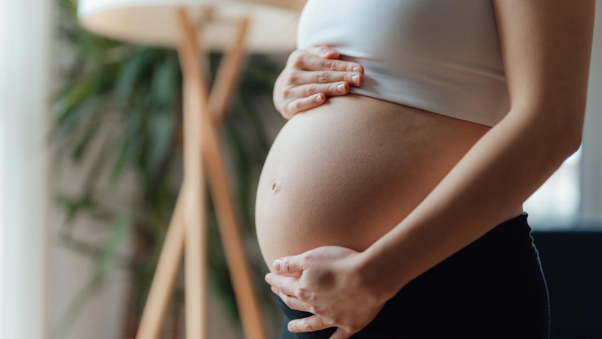 Maldivas se convierte en el primer país del mundo en eliminar la transmisión de VIH, sífilis y hepatitis B de madre a hijo