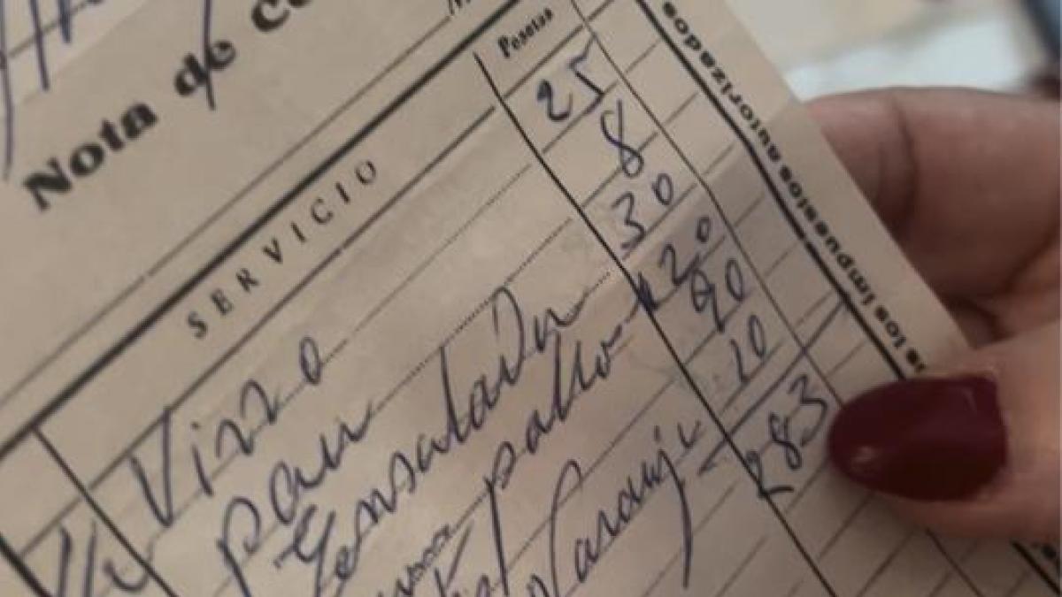 Su abuela enseña los tickets de un bar de cuando se casó y al ver los precios muchos alucinan