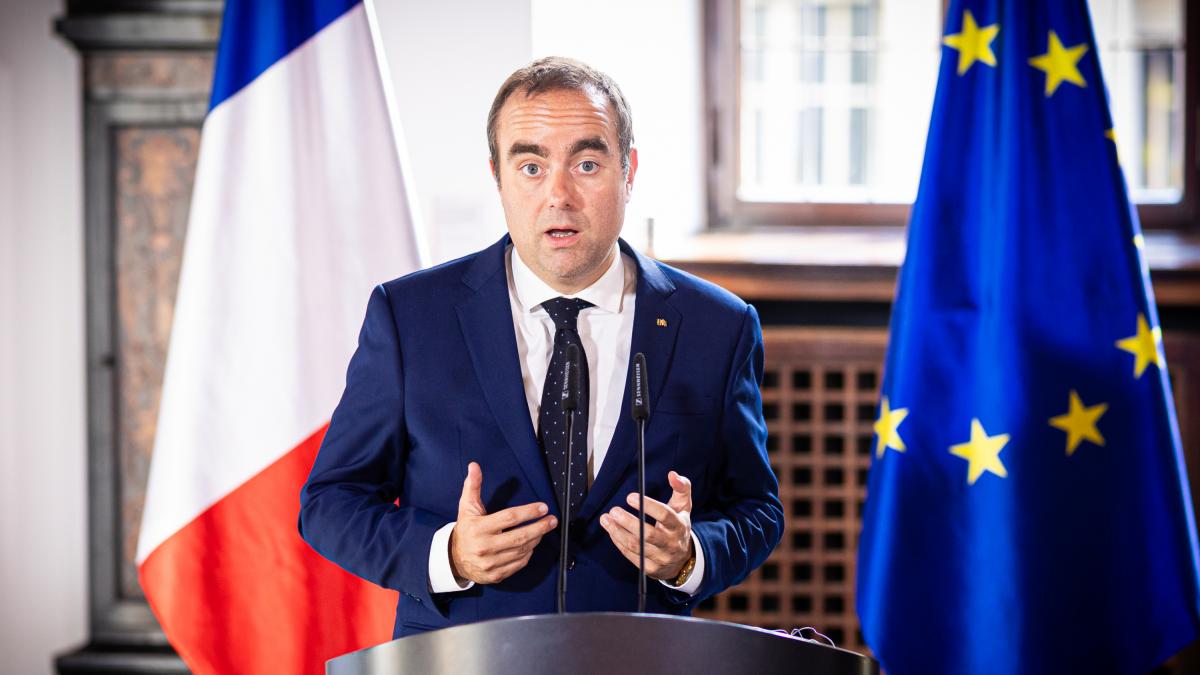 El primer ministro francés, Sébastien Lecornu, suspende la reforma de las pensiones hasta 2028
