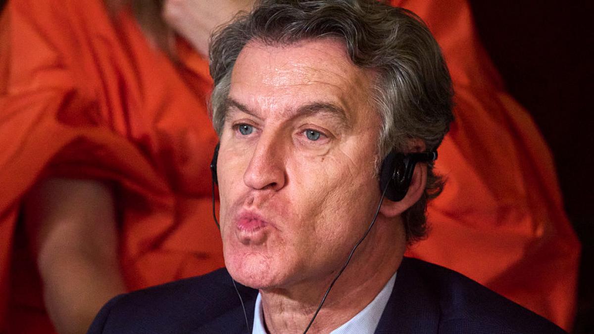 Feijóo rectifica tras su salida del tiesto con los andaluces y ahora dice que saben contar y "cantar"