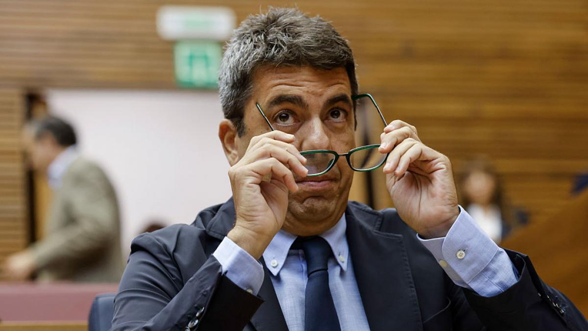 Mazón acompañó a Maribel Vilaplana al aparcamiento tras la comida en El Ventorro la tarde de la DANA