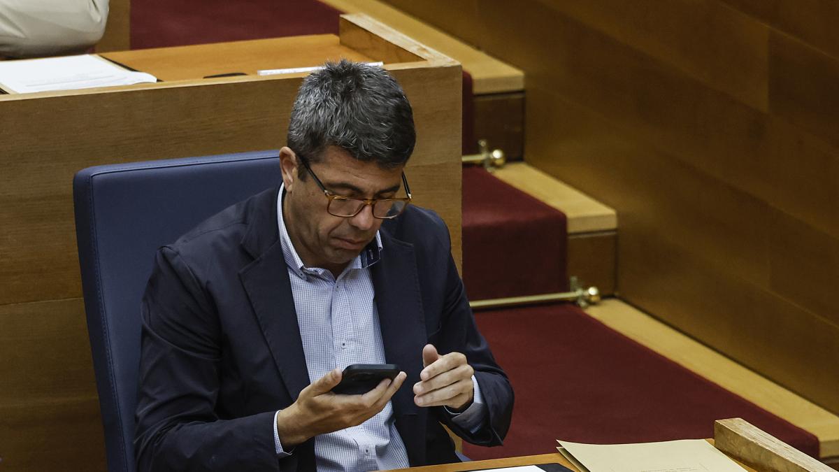 La jueza pide a Les Corts el listado de llamadas de Mazón el día de la DANA