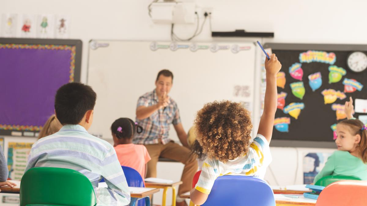 Una británica afincada en España habla alto y claro sobre la educación pública: "Aquí la escuela es menos estricta y eso hace la vida mucho más fácil para los niños"